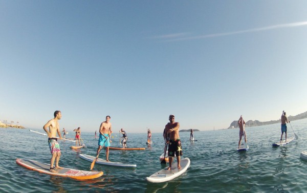 Stand up paddle initiation with an instructor in Marseilles 