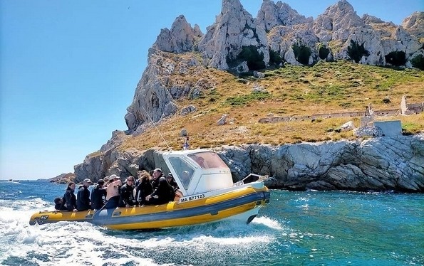Bateau plongée iles marseille