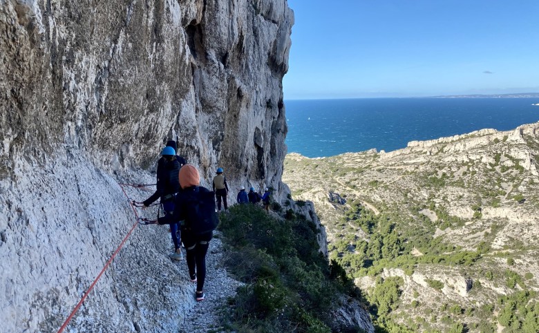 trekking in family in the calanques national park